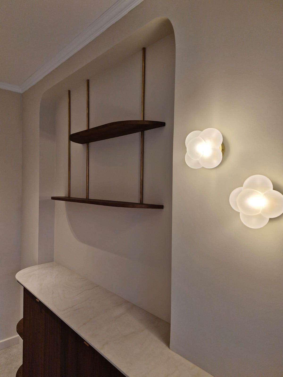 Créez un intérieur unique avec un meuble sur mesure en chêne